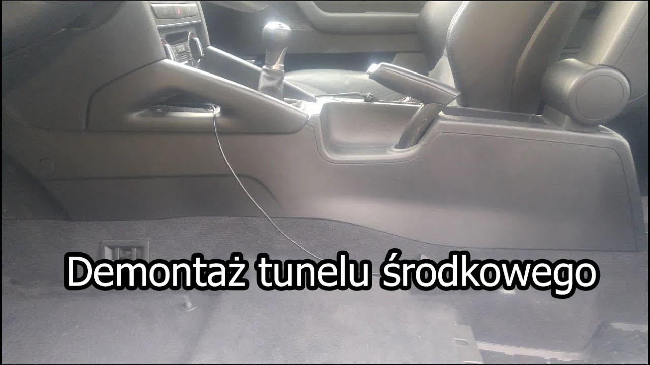 Demontaż tunelu środkowego - Audi A3 8P