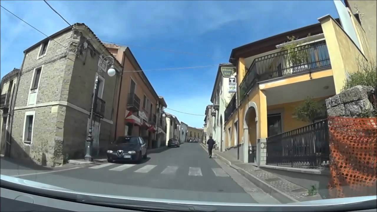 ATZARA via Vitt Emanuele slow motion
