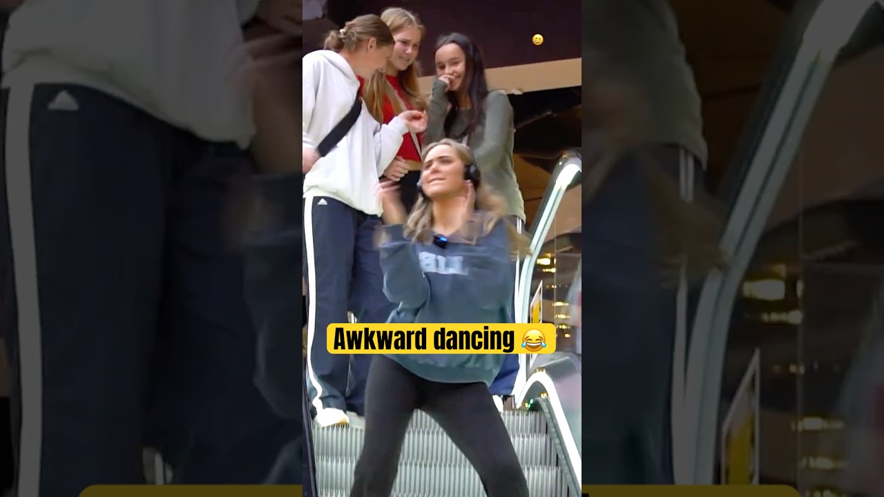 Awkward Dancing In Public! 😂😜 