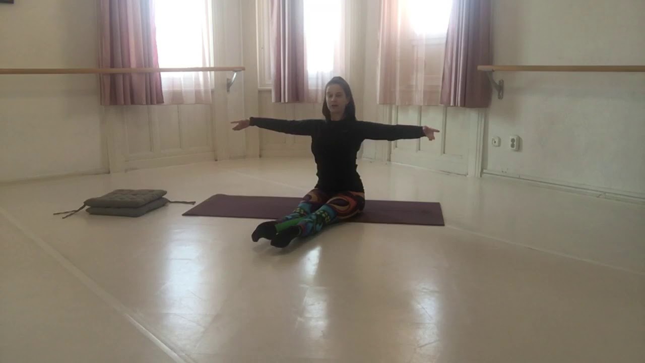 Rózsa Csilla ballet floor barre beginner