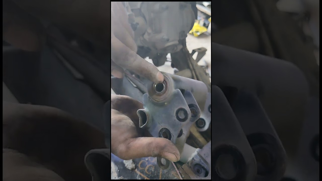 PAANO MAGBAKLAS NG BEARING SA SWINGARM NG MIO SPORTY