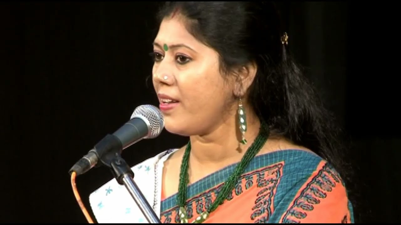 Jamuna Ki Bolte Pare by Madhabi Pal