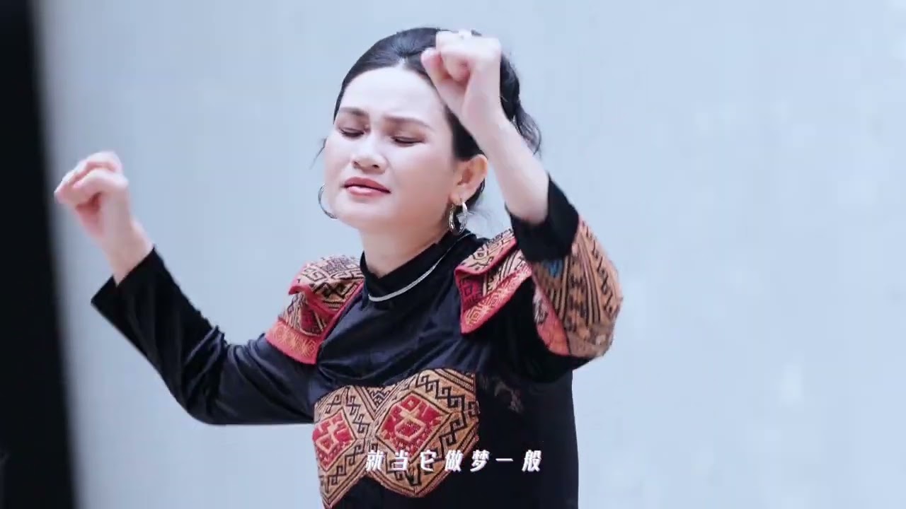 JUANZI's New Hit 'Chessboard' MV Drops! Hainanese Melody Unleashed