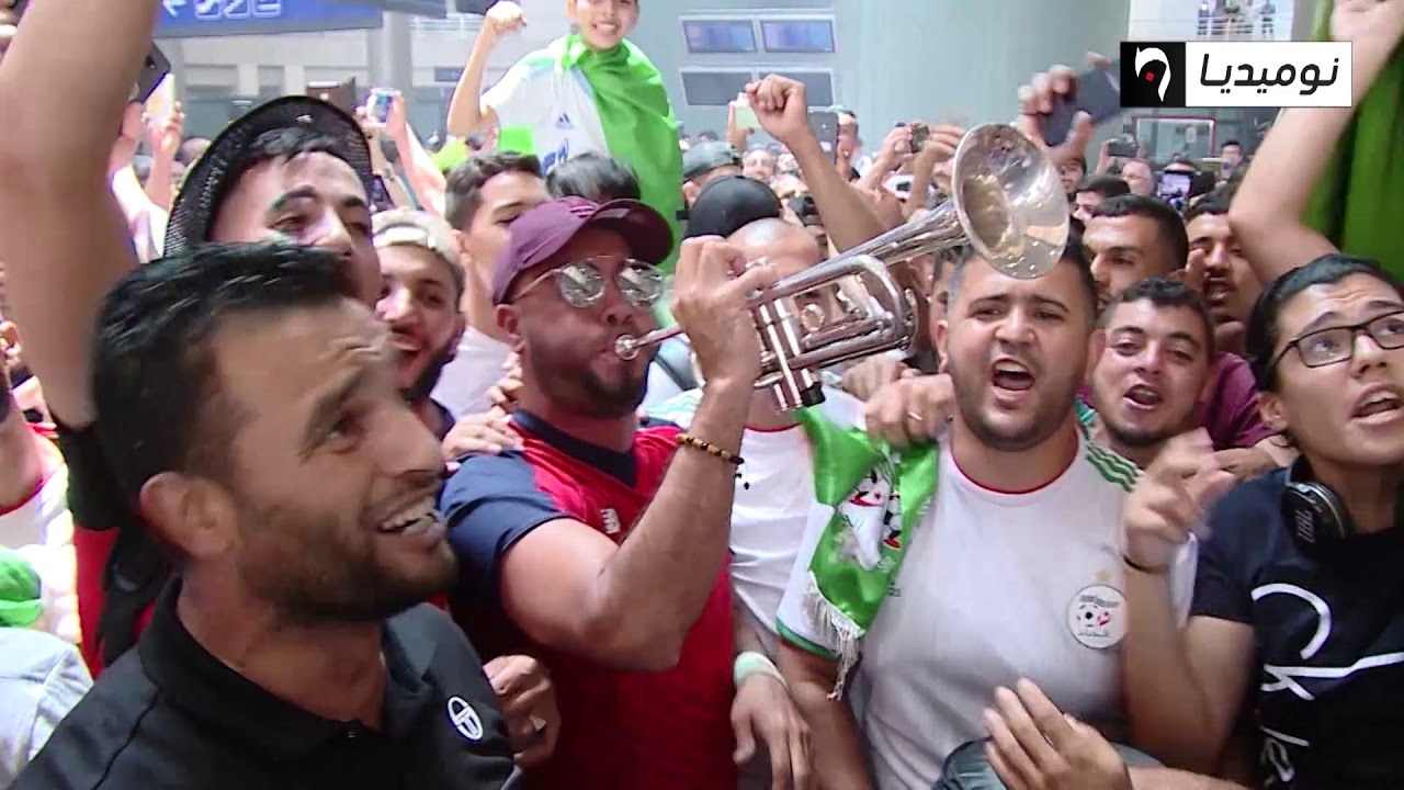 أنصار المنتخب الوطني يعودون من مصر ويصنعون أجواء خرافية