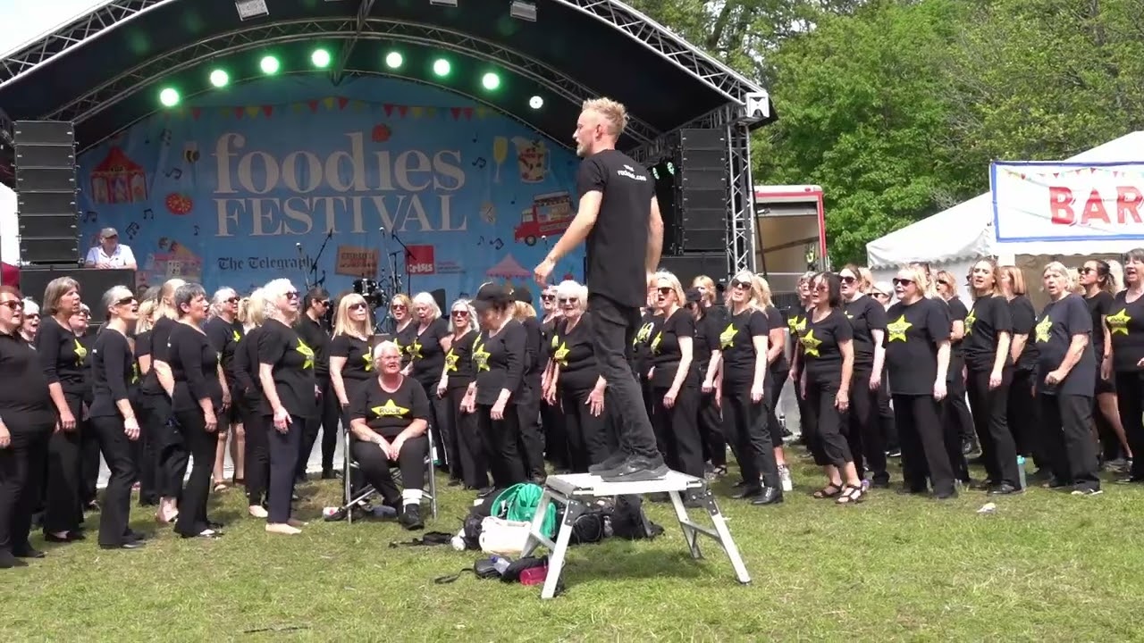 Rck Choir - Club Tropicana