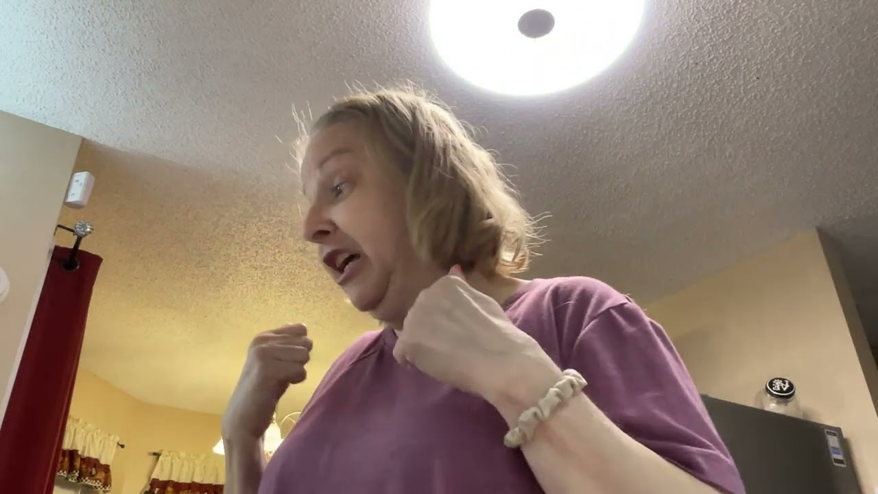 Good morning everyone I’m fixing us some eggs for breakfast.please don’t forget to subscribe 