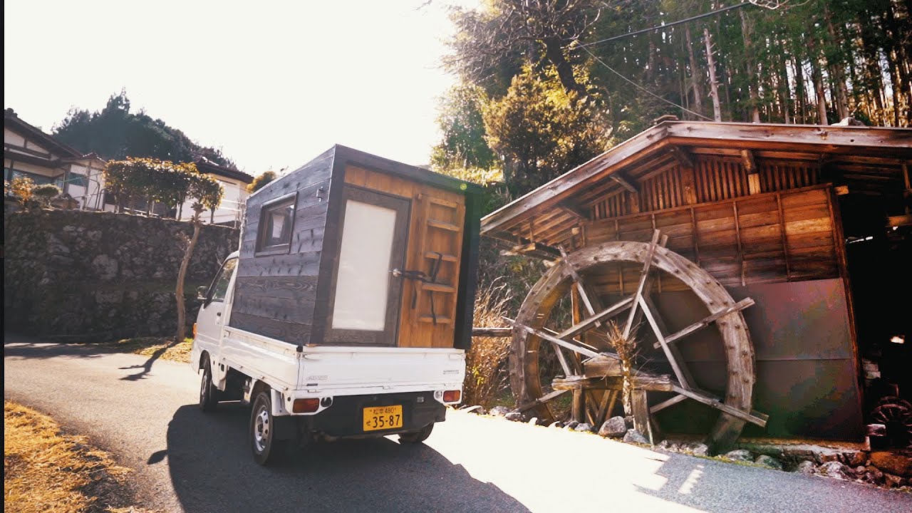 [Car Camping]A trip around the old streets of Japan with light truck camper