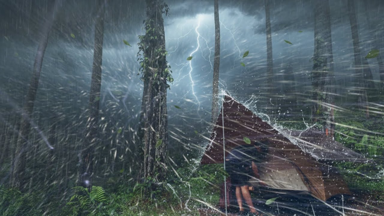 SOAKED TO THE BONE BECAUSE OF A STORM⛈️CAMPING IN HEAVY RAIN‼️