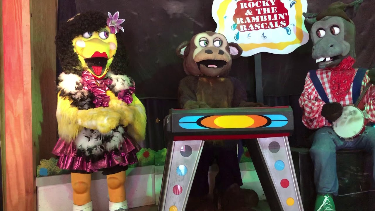 Rocky and the Ramblin Rascals - Chuck E Cheese - Enchanted Forest Water Safari