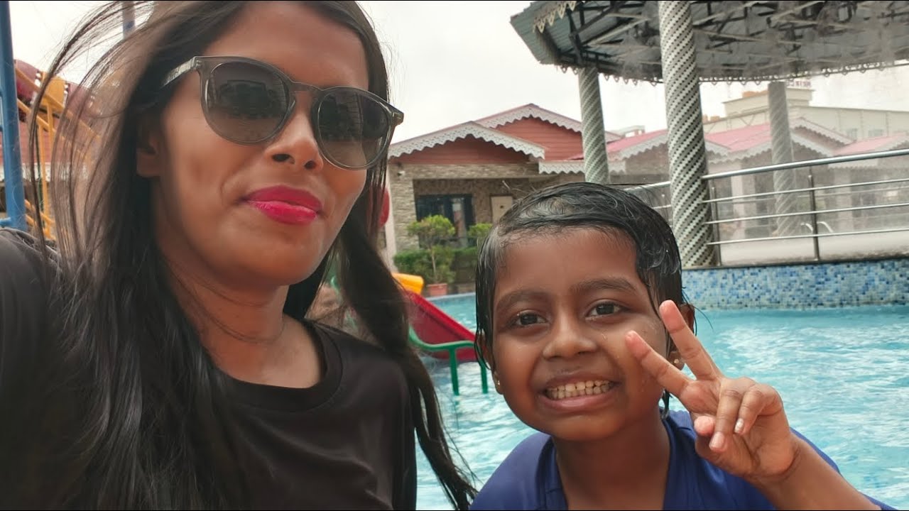 Day 2 mandarmoni resort waterpark e darun enjoy korlam family r sathe.