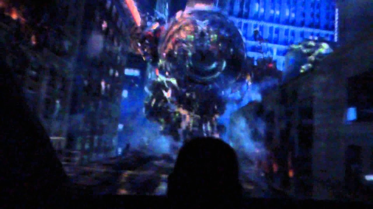 Transformers The Ride: The Ultimate 3D Battle.