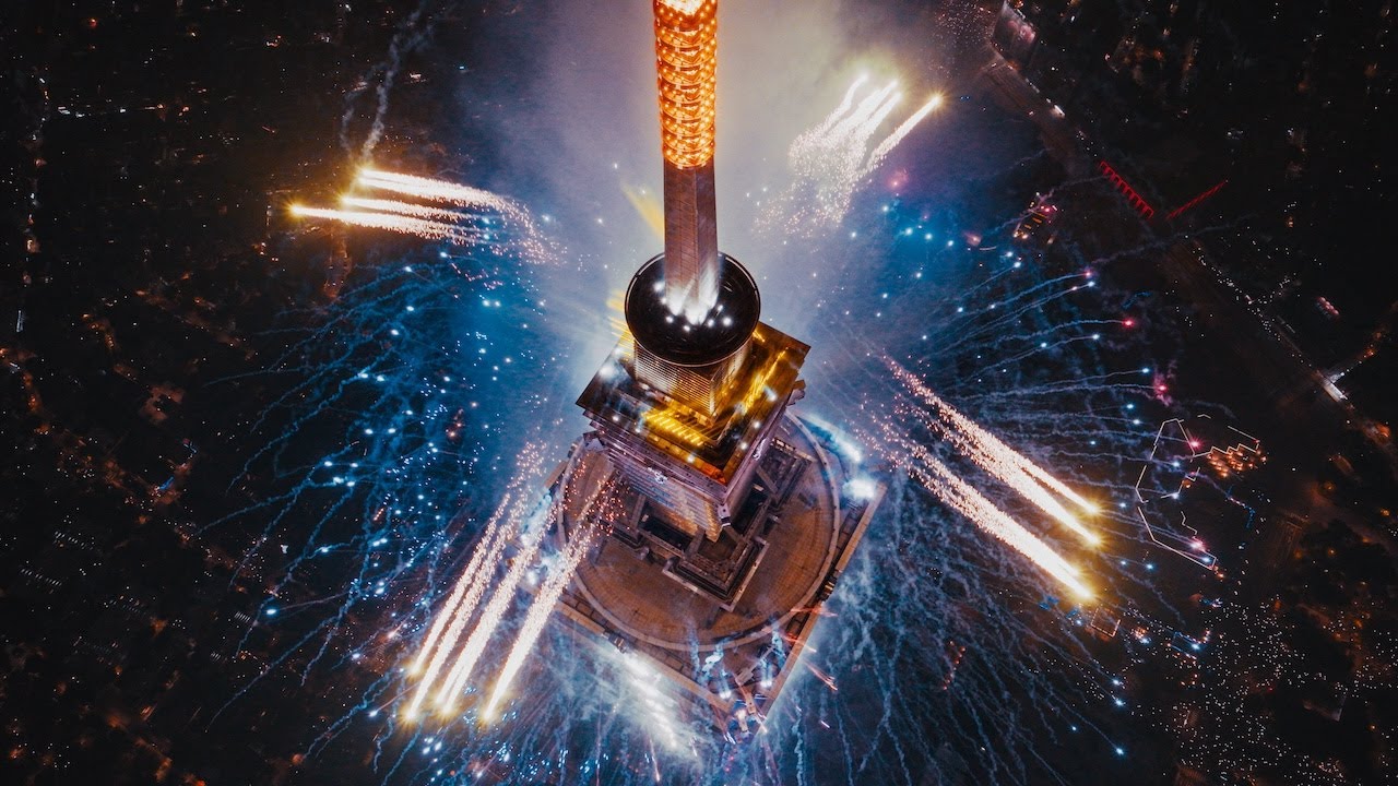 [8K] New Year's 2024: Taipei 101 煙火秀