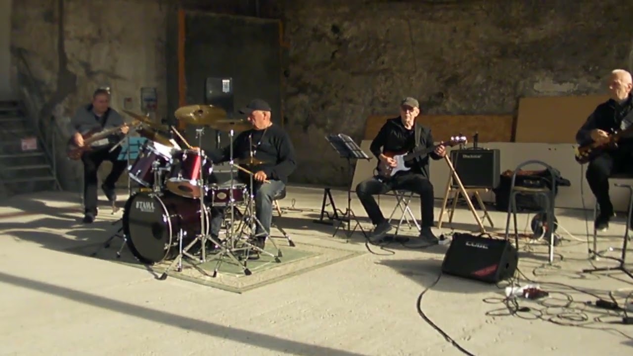 The Shadows: Apache - COVER - Szleng együttes - Tárnok - 2024.10.23.