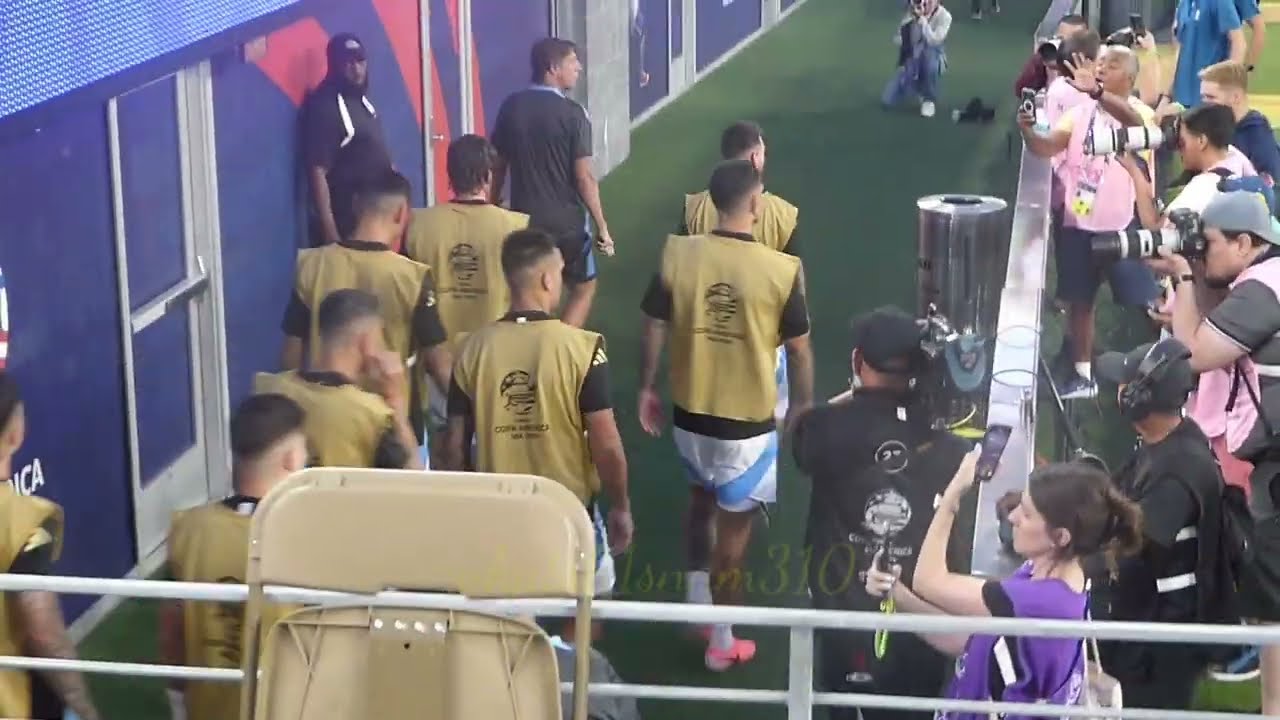 #Argentina VS #Chile #warmup @AFASeleccion &lrm;@CopaAmerica #albiceleste #Messi #LeoMessi #LionelMessi
