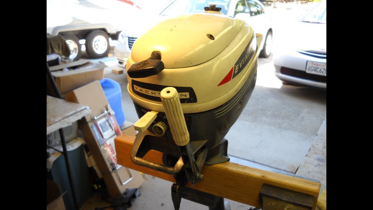 1965 3HP Evinrude Yachtwin rebuild and test run. Photos of rebuild start at 5:40 into the movie.