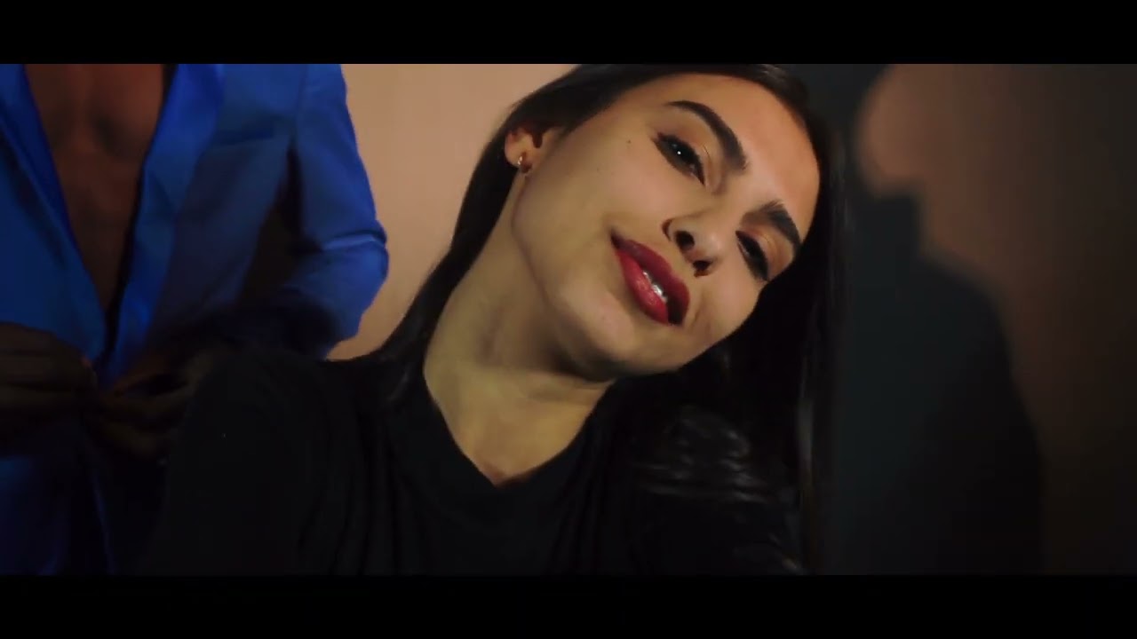 Oméga l’star -Si t’es bonne c’est ton pétard feat Dolobi ( Clip officiel )
