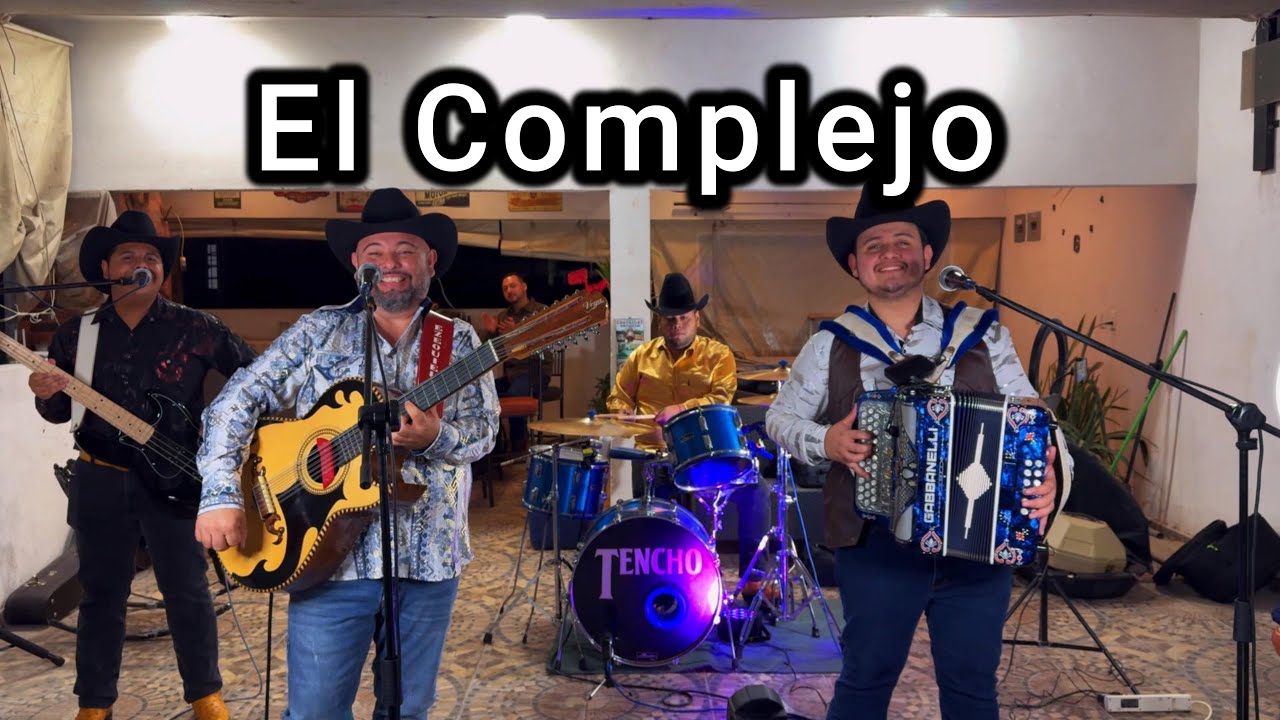 El Complejo | Homenaje a los Cachorros - Sandovales