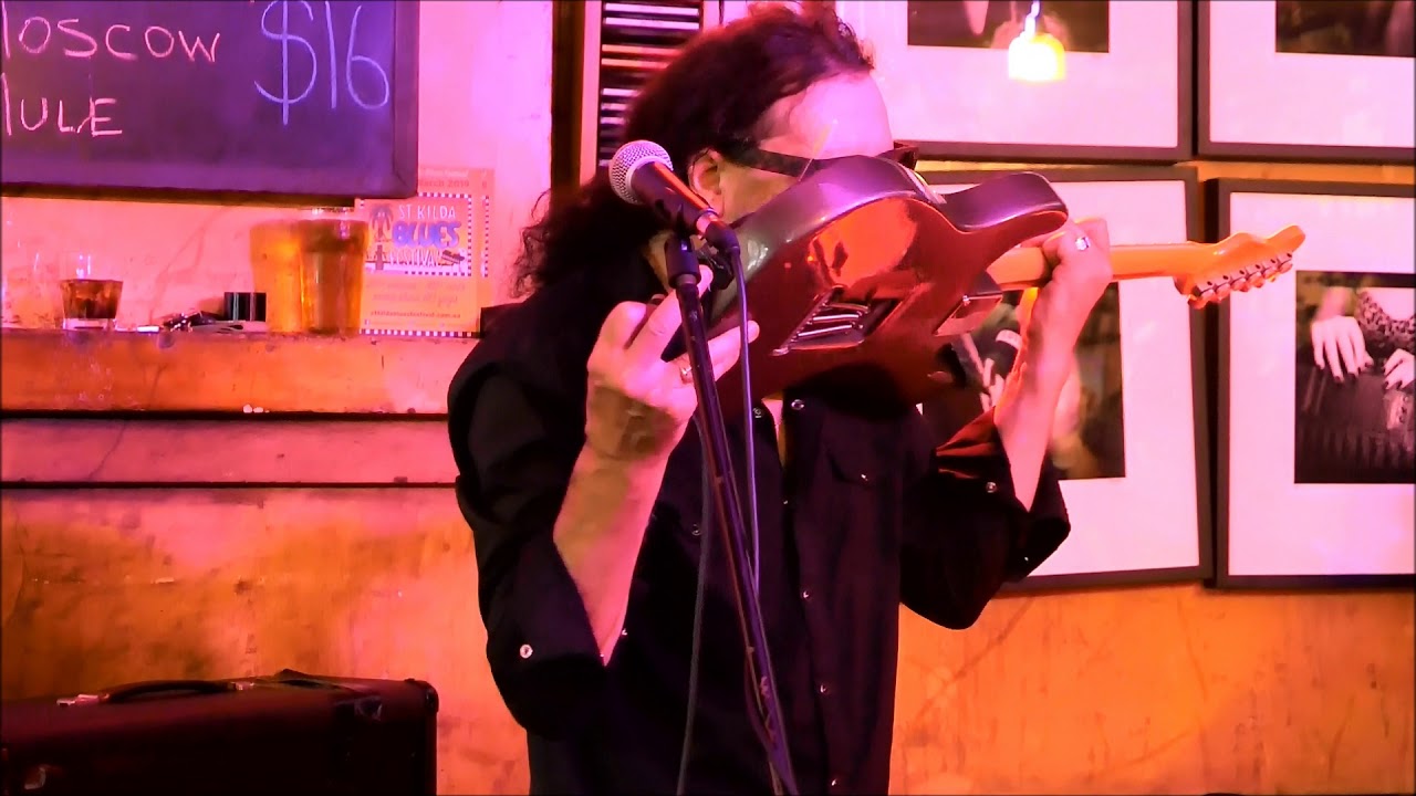 Phil Para At St Kilda Blues Festival #2