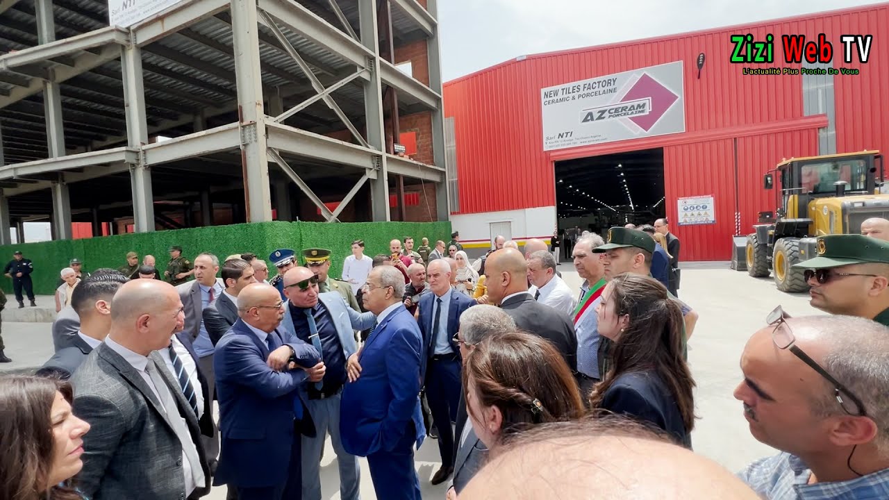 Le Ministre De L’industrie En Visite Dans L’Usine De Céramique Et Porcelaine Izerekhef à Azazga …