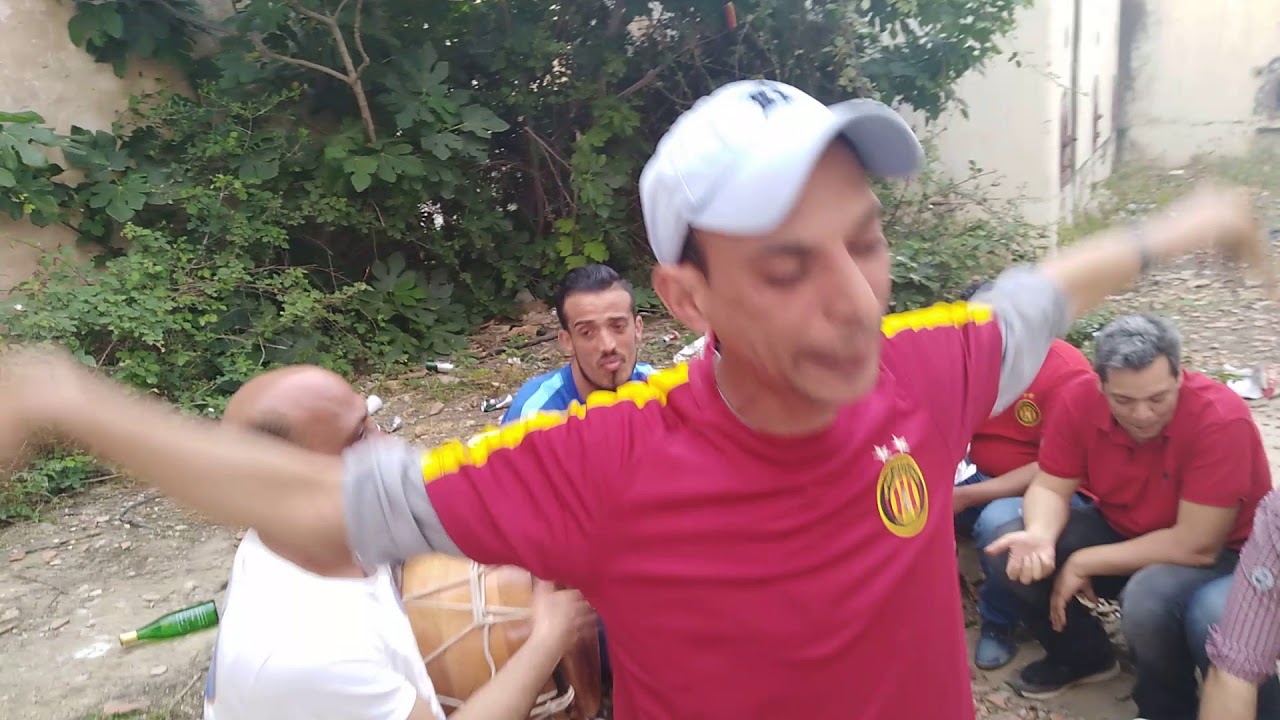 Hichem pharmacie m7afelha curva sud
