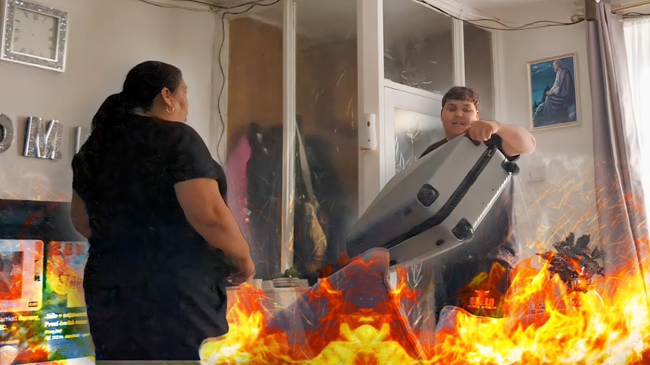 Vyhodila jsem bedakadoma z baráku (PRANK)