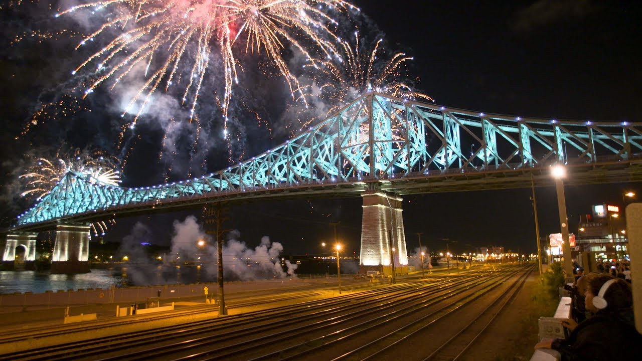 Jacques-Cartier Bridge Light Show 2017 &ndash; Full 4K Show with Synced Stereo Audio / Spectacle int&eacute;gral