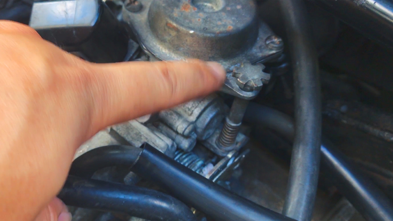 How to adjust idle speed on YP250/VOG 260, Yamaha Majesty 250 Scooter