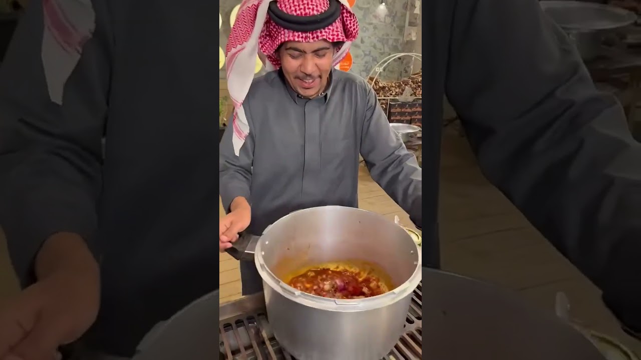 مقلوبة الخضار مع صياني الدجاج بالخضار