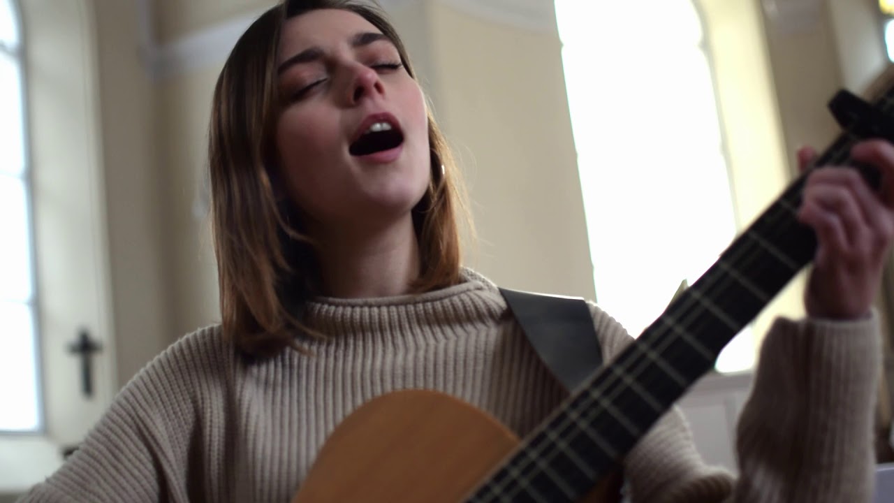 Jodie Nicholson - The Rain | Longlyric Sessions