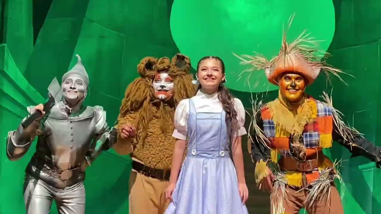 ¡TatianBaby voló en escena como chango mensajero! | El Mago de Oz 2025