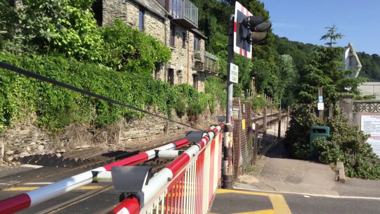 *Broken Amber Light* Britannia Level Crossing (Devon) Friday 29.06.2018