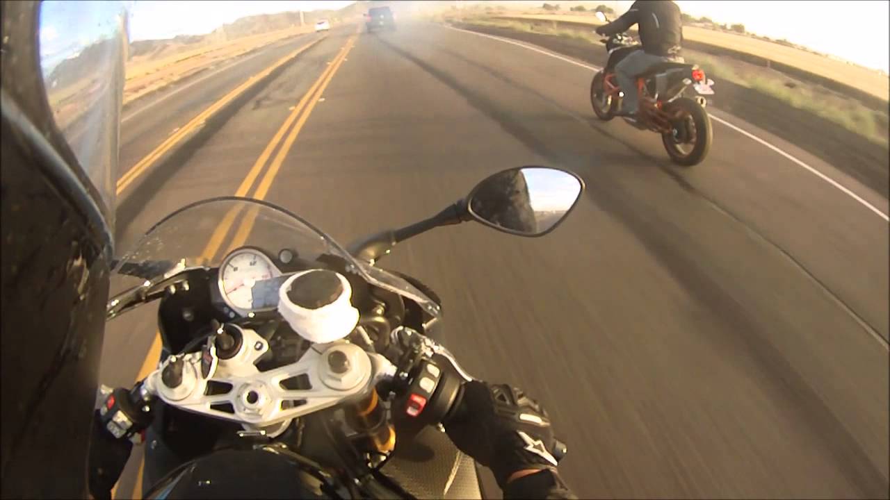 Storm Chasing on Motorcycles.