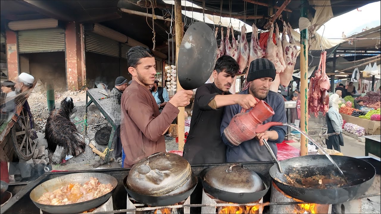 Cheap Roadside Street Food in Afghanistan | Liver Fry | Rosh | Curry | Street food