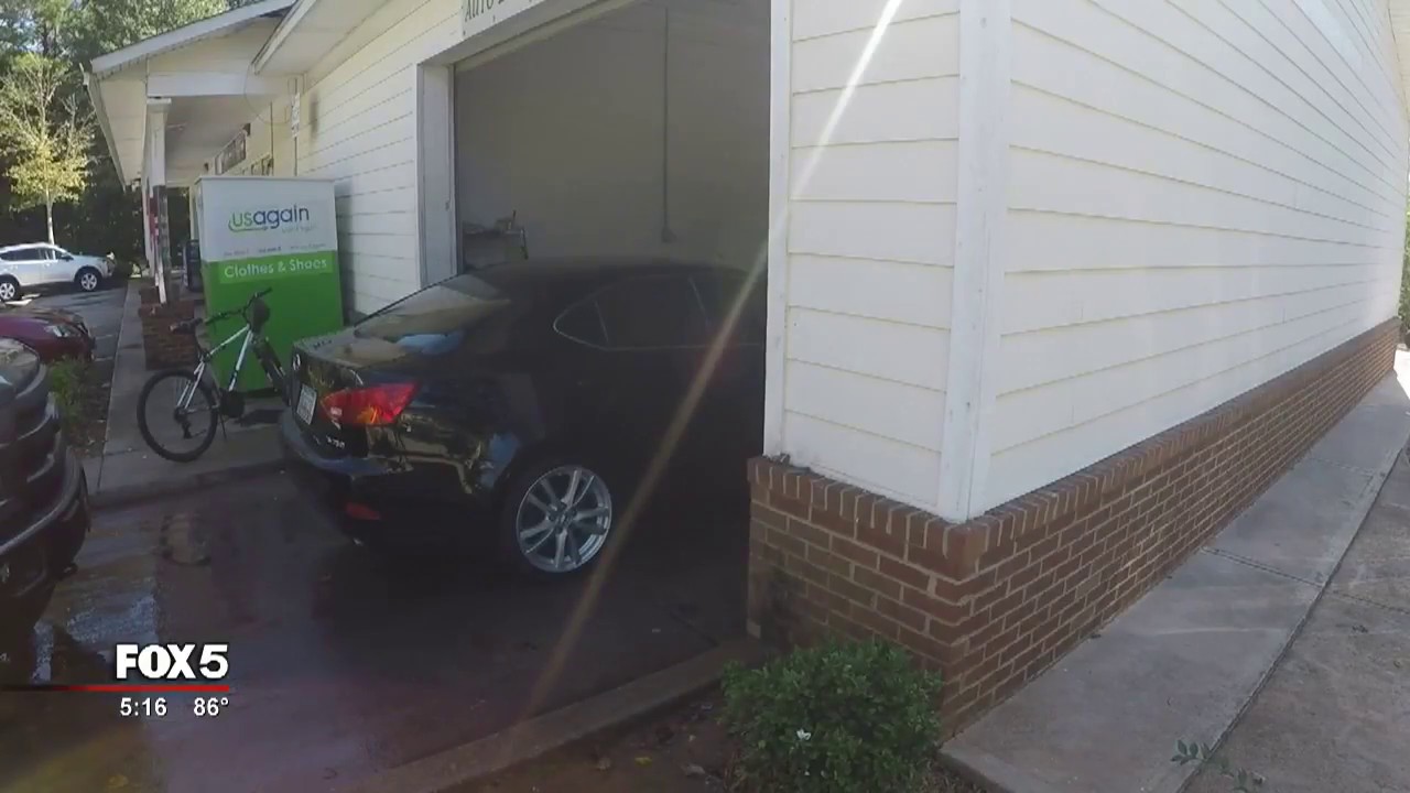Two juveniles arrested for armed robbery in Newnan