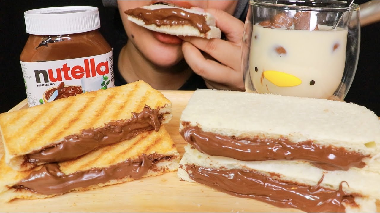 ASMR NUTELLA SANDWICH MUKBANG QUNFOHEATS