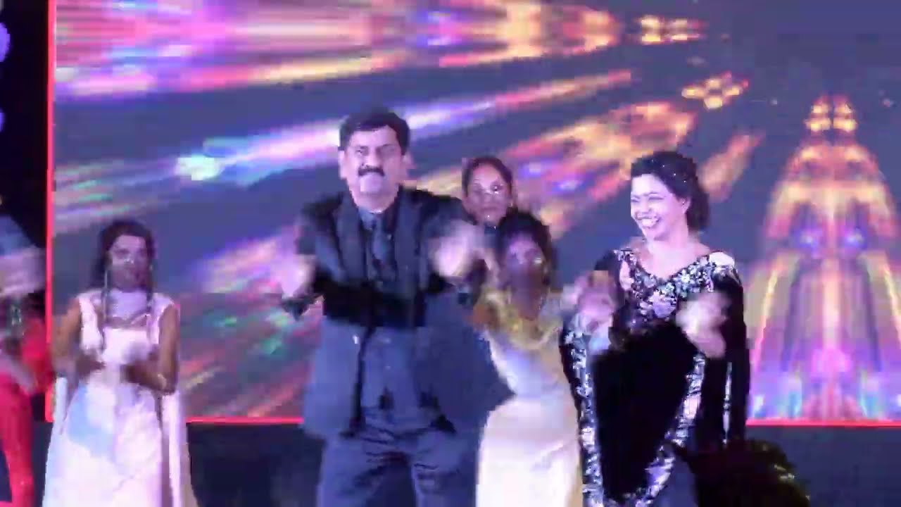 GCC Finale Christmas Dance | Yeshua Habib