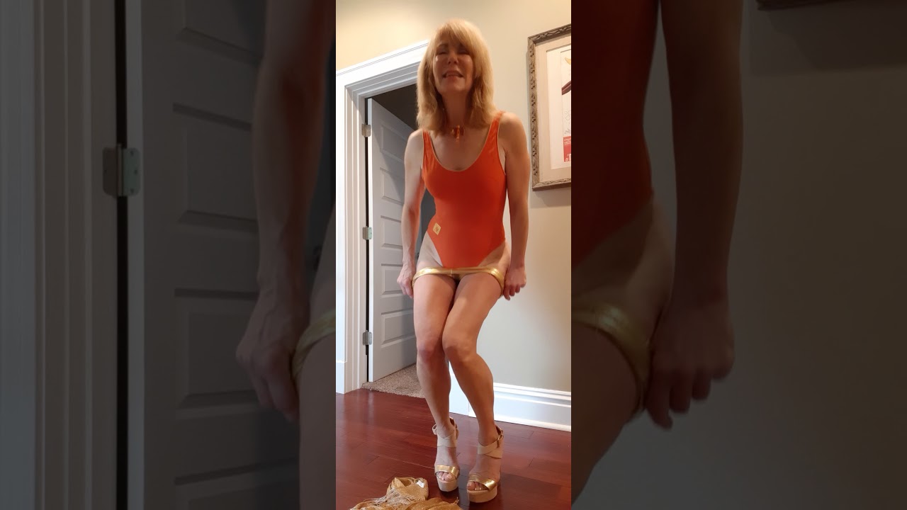 Crazy Carol Sings Daydream Believer by the Monkees