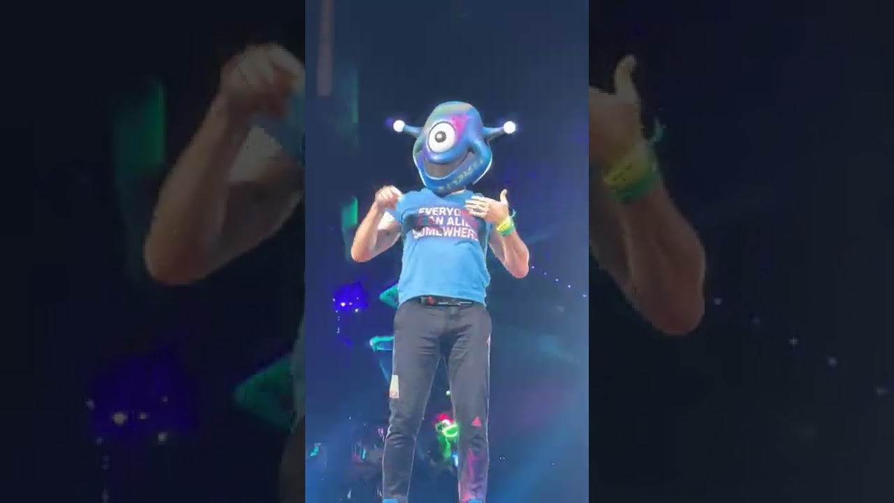 Infinity sign + Something Just Like This - Coldplay at the Cotton Bowl, Dallas, TX. May 6, 2022