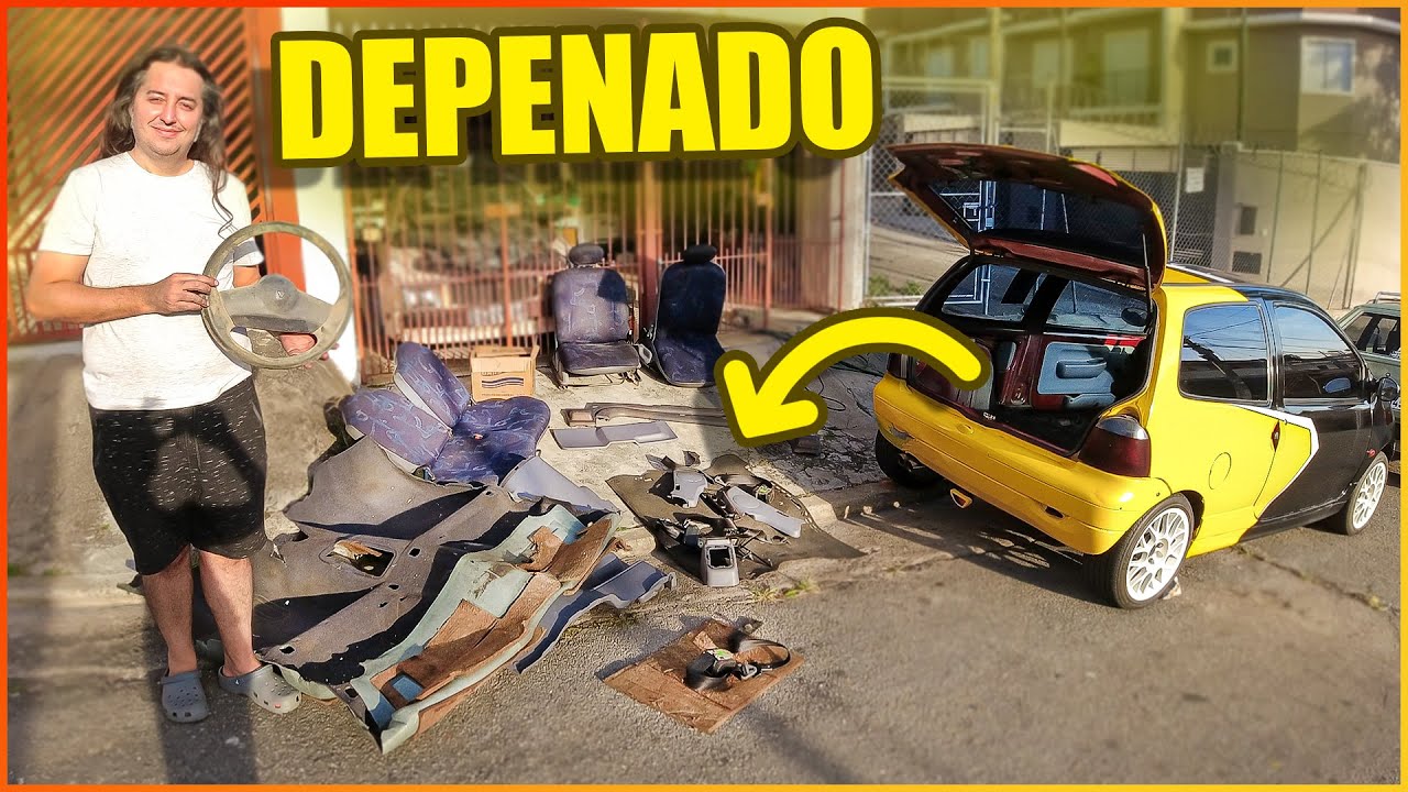 DESMONTEI O TWINGO 😲 O QUE ACHEI DEBAIXO DO CARPETE? 😏