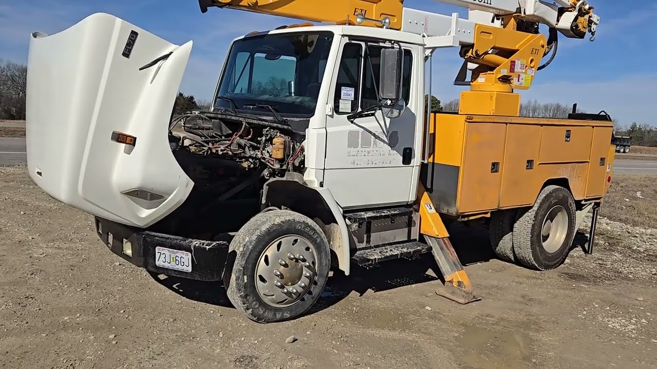 2003 Freightliner FL70 Bucket Truck | Sexton Auctioneers February 2026 Online Equipment Auction