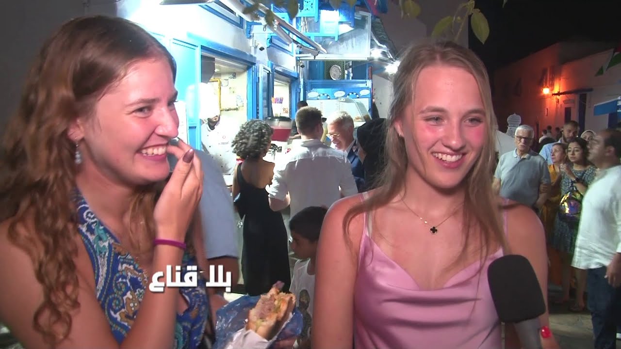 سهريات الليل في سيدي بوسعيد..تفرهيدة عالمية مع السياح وشيخة على البمبلوني والشباتي هه أجواء هبال !!
