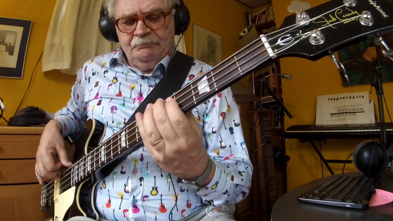 Out of time - Stones - Bass