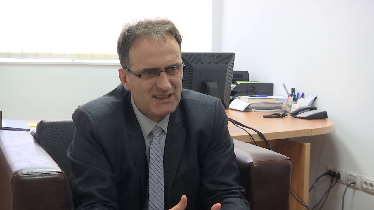 Regjistrimi i automjeteve: Cilat janë kushtëzimet? - 13.10.2018 - Klan Kosova