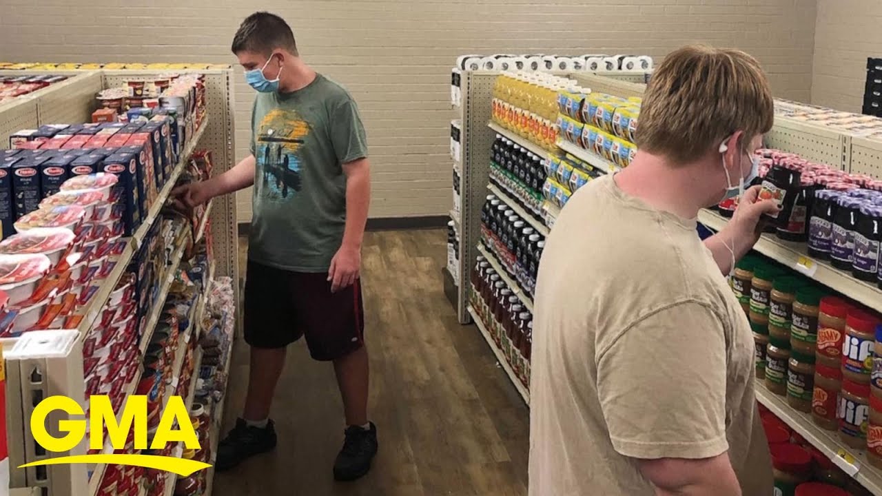 Texas students open free grocery store right inside their school l GMA