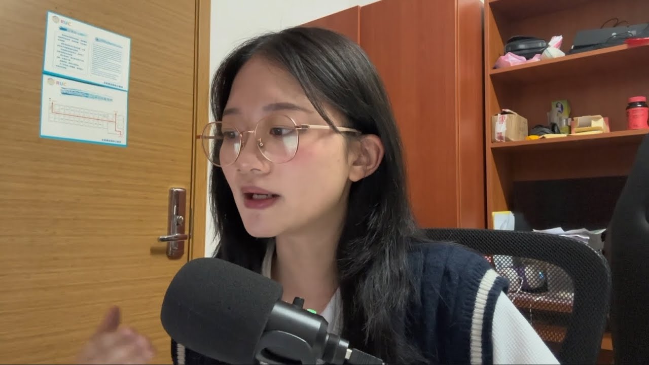 Podcast EP 2 - ทำไมยิ่งเล่นโซเชียลมีเดียแล้วยิ่งเหงา
