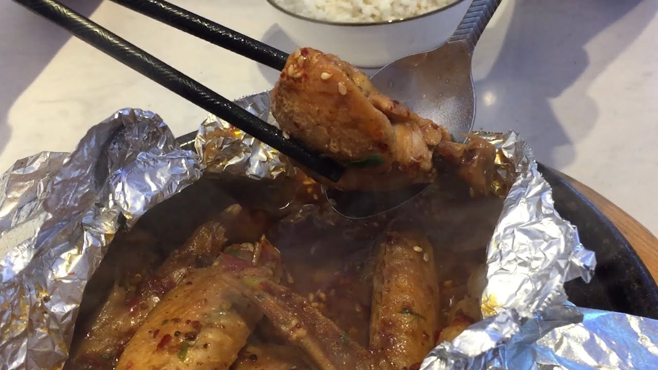 Sizzling mala chicken wing