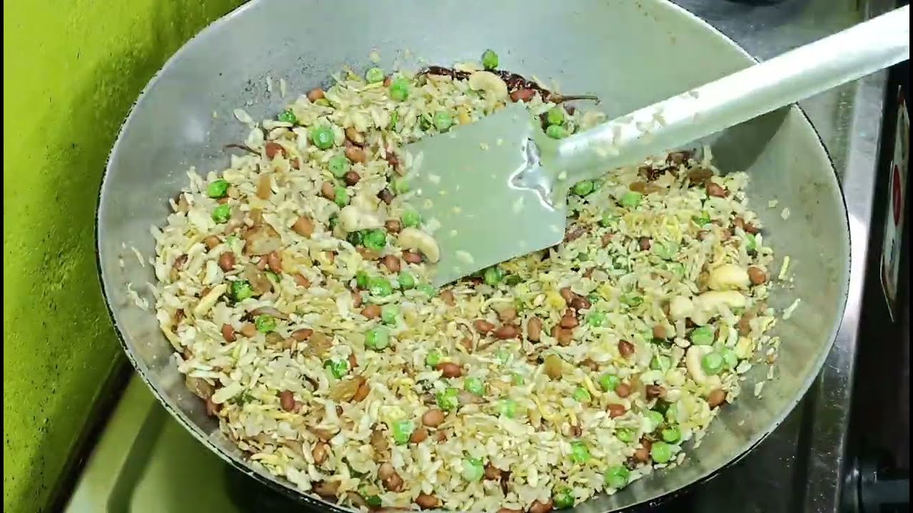 5 मिनट का जादू – इतना टेस्टी नमकीन पोहा कि सब उंगलियां चाट जाएं