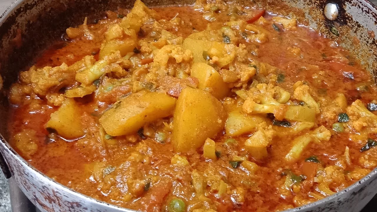 Cauliflower aloo batani masala curry 👌👌😋 subscribe to my channel like share 🙏🙏 