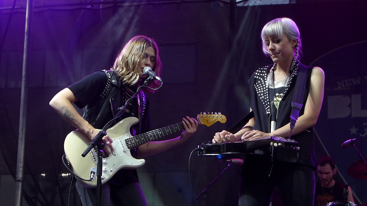 Larkin Poe - Rollin' & Tumblin' - 6/28/18 NY State Blues Festival - Syracuse, NY