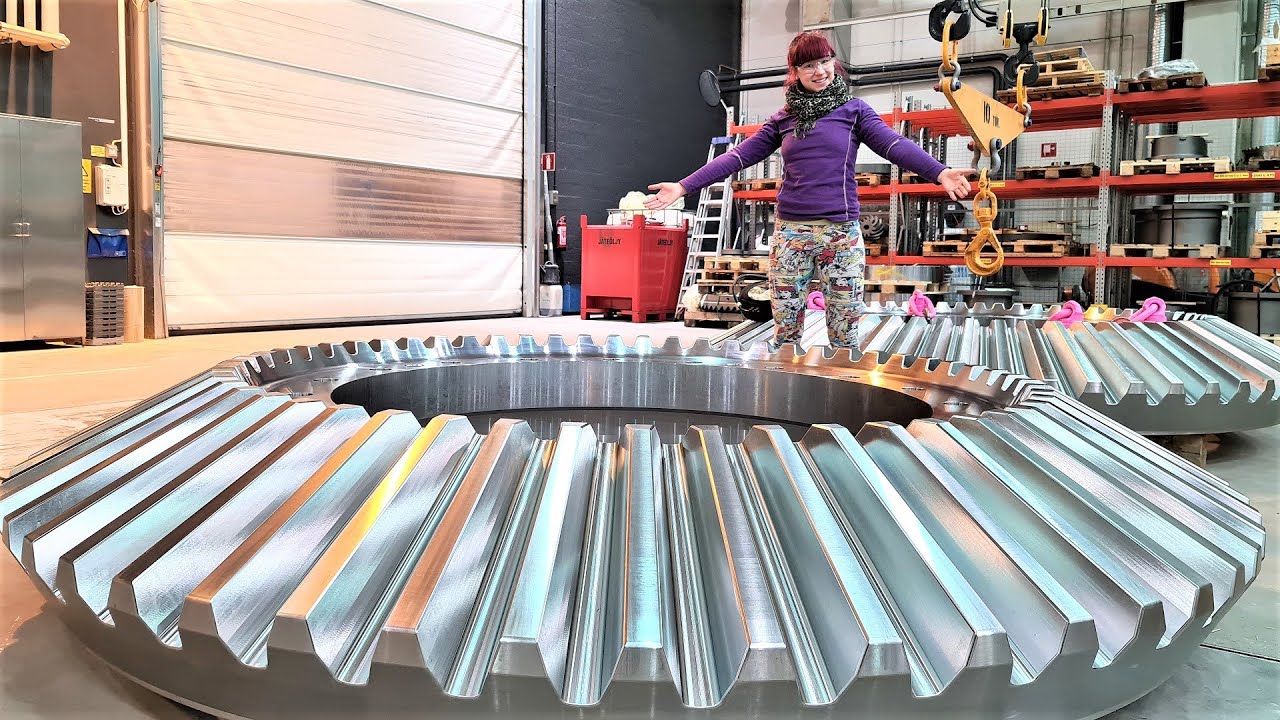 Machining HUGE 10 Ton Bevel Gear with CNC Milling Machine